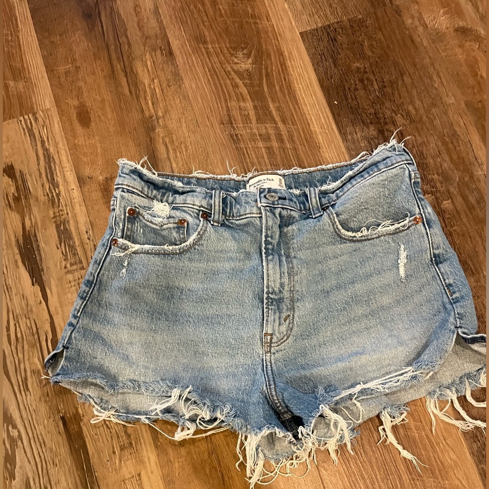 Frayed Mom shorts high rise